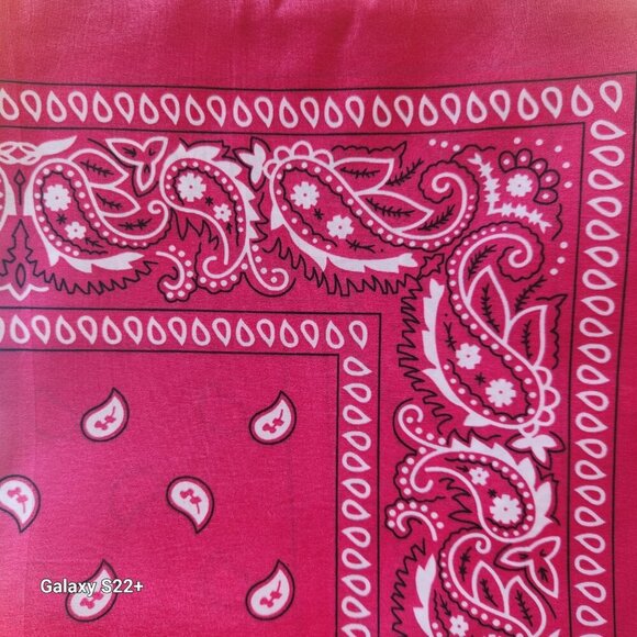 Burgundy Hot Pink Colorful Bandanas 21x21 Inch Square Western Style Scarves Set - Picture 3 of 9